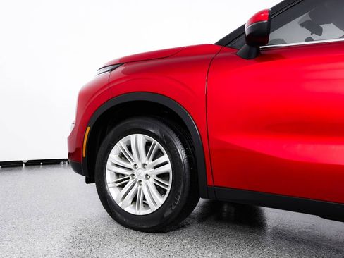 Used 2022 Mitsubishi Outlander ES AWD/4WD image 6