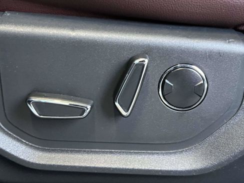 Certified 2024 Ford Expedition Max Limited image 32