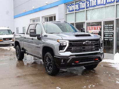 New 2026 Chevrolet Silverado 3500 LT w/ Trail Boss Package