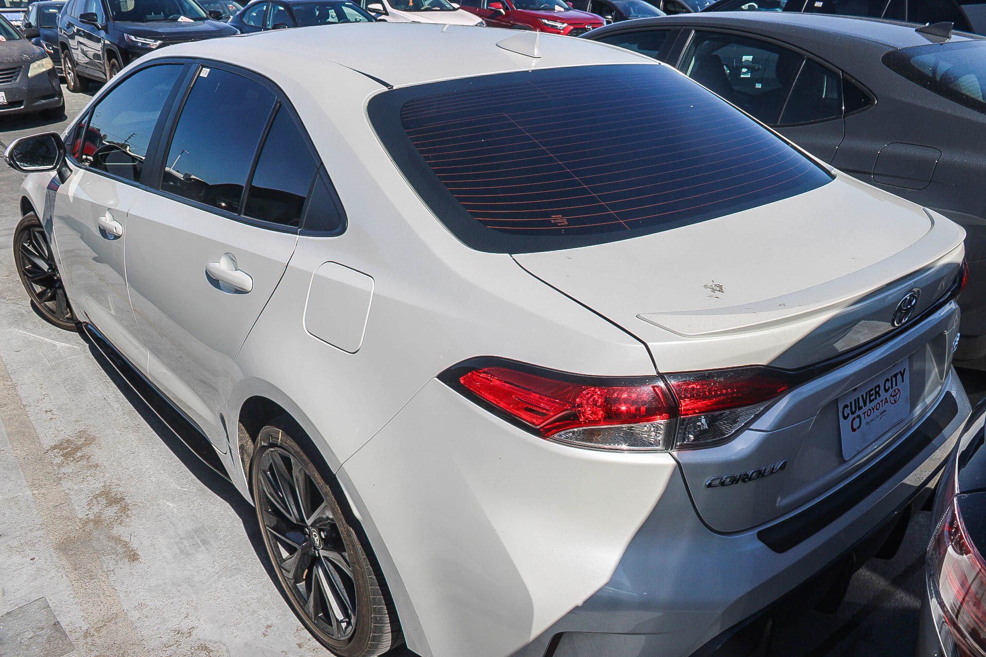 Used 2024 Toyota Corolla SE w/ SE Premium Package FWD image 12