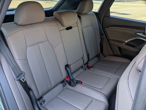 New 2025 Audi Q5 Premium image 11