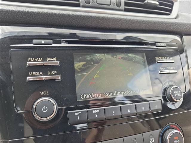 Used 2016 Nissan Rogue S AWD/4WD image 13