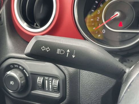 Certified 2022 Jeep Wrangler Unlimited Rubicon w/ Cold Weather Group image 32