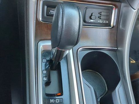 Used 2019 Subaru Ascent Touring image 11