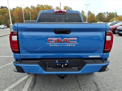New 2025 GMC Canyon Elevation w/ Convenience Package