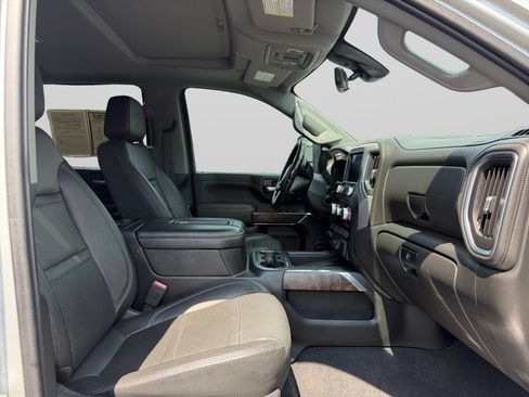 Used 2020 GMC Sierra 2500 Denali w/ Denali Ultimate Package AWD/4WD image 17