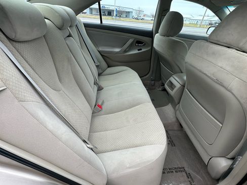 Used 2009 Toyota Camry XLE image 32