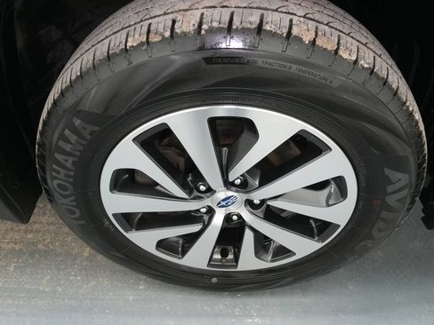 Used 2021 Subaru Outback Premium AWD/4WD image 9
