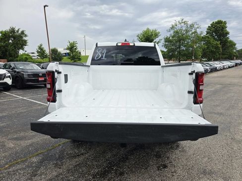 New 2026 RAM 1500 Express AWD/4WD image 9