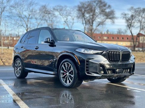 Certified 2025 BMW X5 xDrive40i w/ M Sport Package image 9