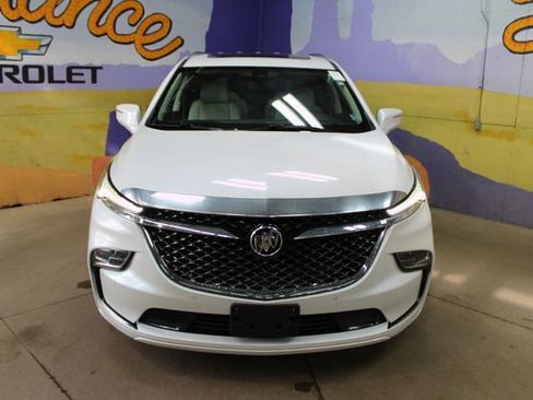 Used 2023 Buick Enclave Avenir w/ Avenir Technology Package AWD/4WD image 3