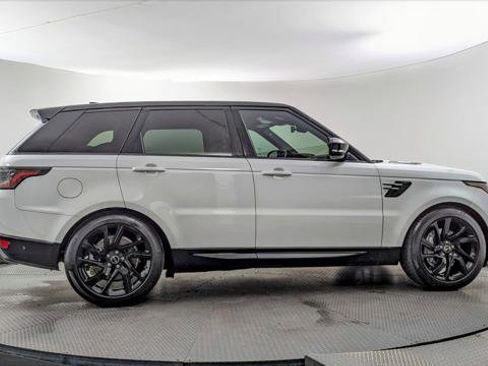 Used 2018 Land Rover Range Rover Sport HSE image 9