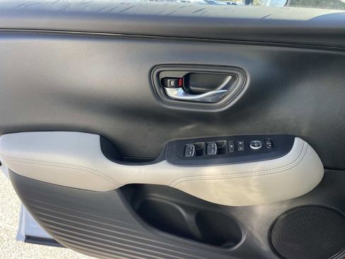 New 2026 Honda HR-V EX-L image 15