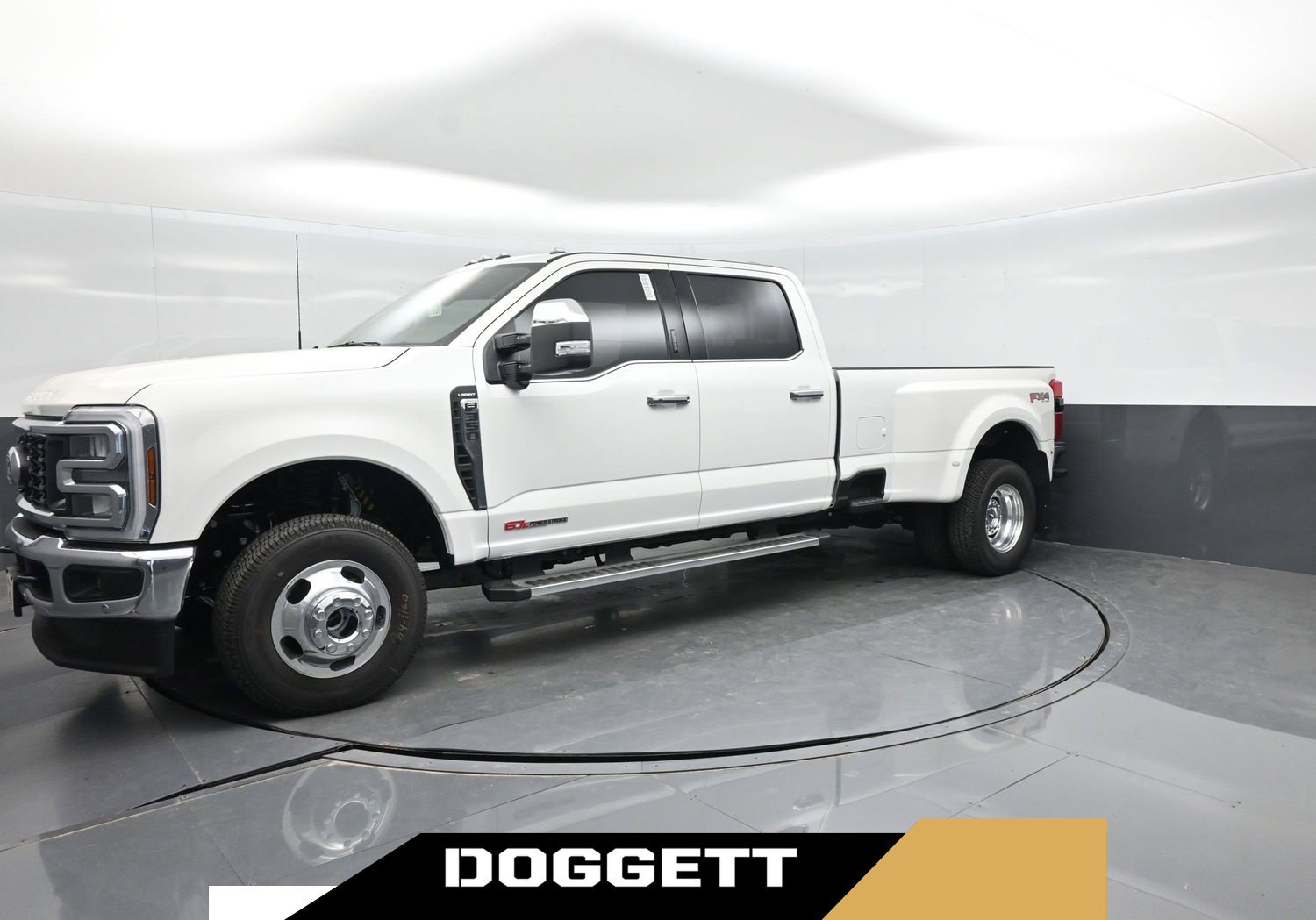 New 2027 Ford F350 Lariat w/ Lariat Premium Package AWD/4WD image 1