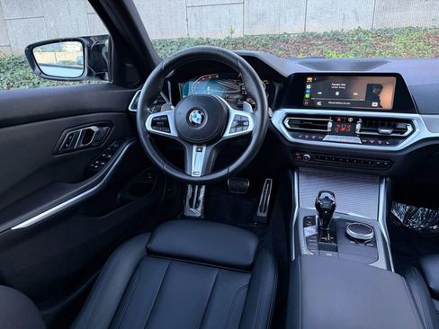 Used 2019 BMW 330i Sedan w/ M Sport Package image 19