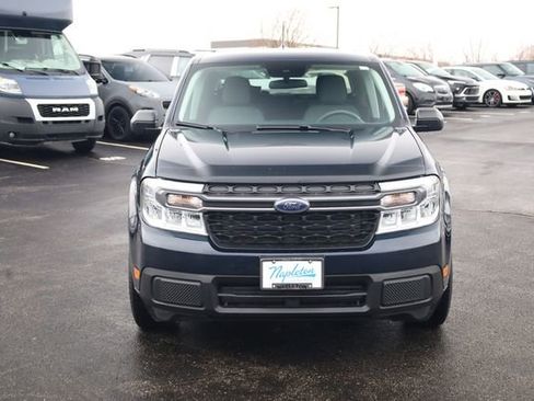 Used 2023 Ford Maverick XLT image 3