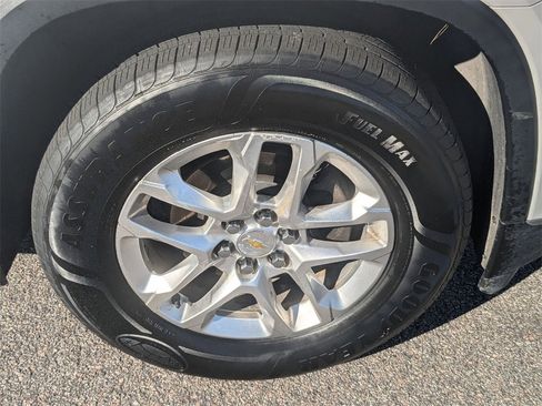 Used 2019 Chevrolet Traverse LT image 15