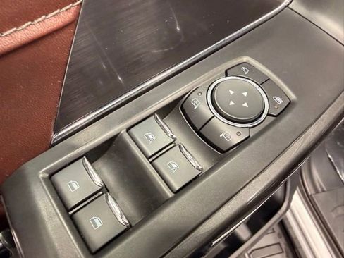 Used 2022 Ford F150 Lariat w/ Equipment Group 502A High AWD/4WD image 24