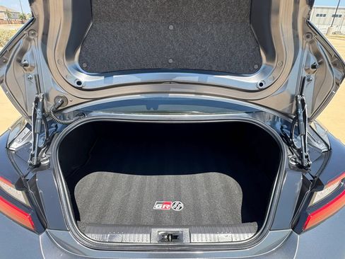 Used 2023 Toyota GR86 Premium RWD image 41