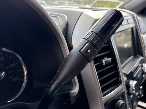 Used 2020 Ford F250 Lariat image 28