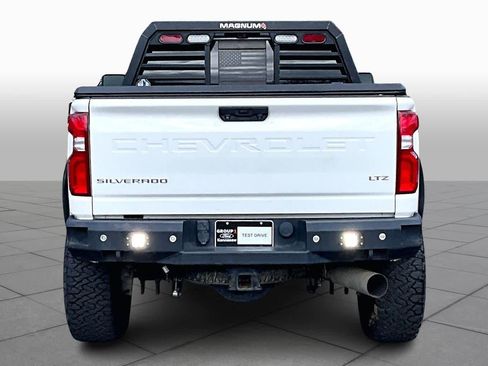 Used 2020 Chevrolet Silverado 2500 LTZ w/ Technology Package image 5