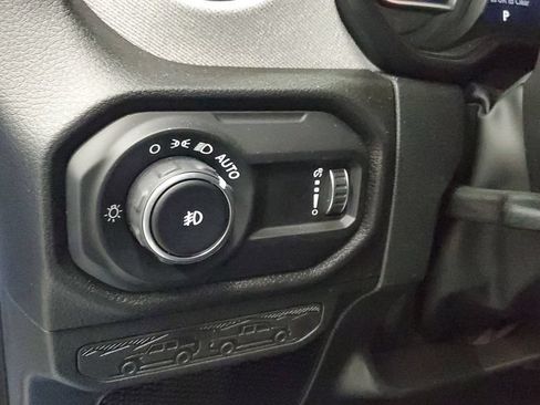 Used 2025 Jeep Wrangler Unlimited Sport AWD/4WD image 22