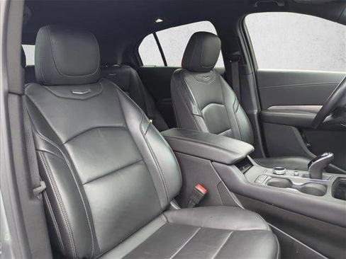 Used 2024 Cadillac XT4 Premium Luxury image 30