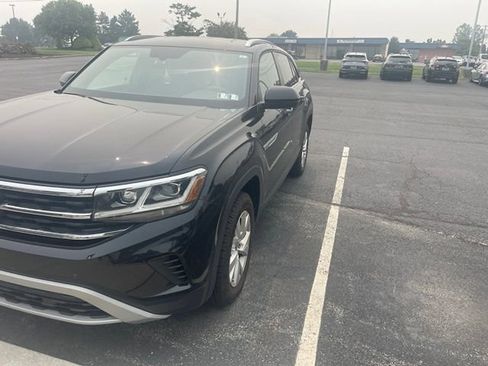 Used 2021 Volkswagen Atlas Cross Sport S FWD image 14