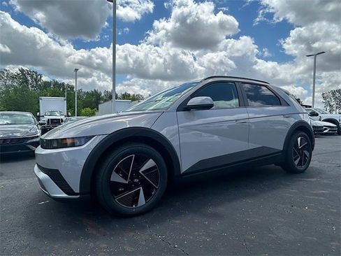 New 2025 Hyundai Ioniq 5 SEL image 8