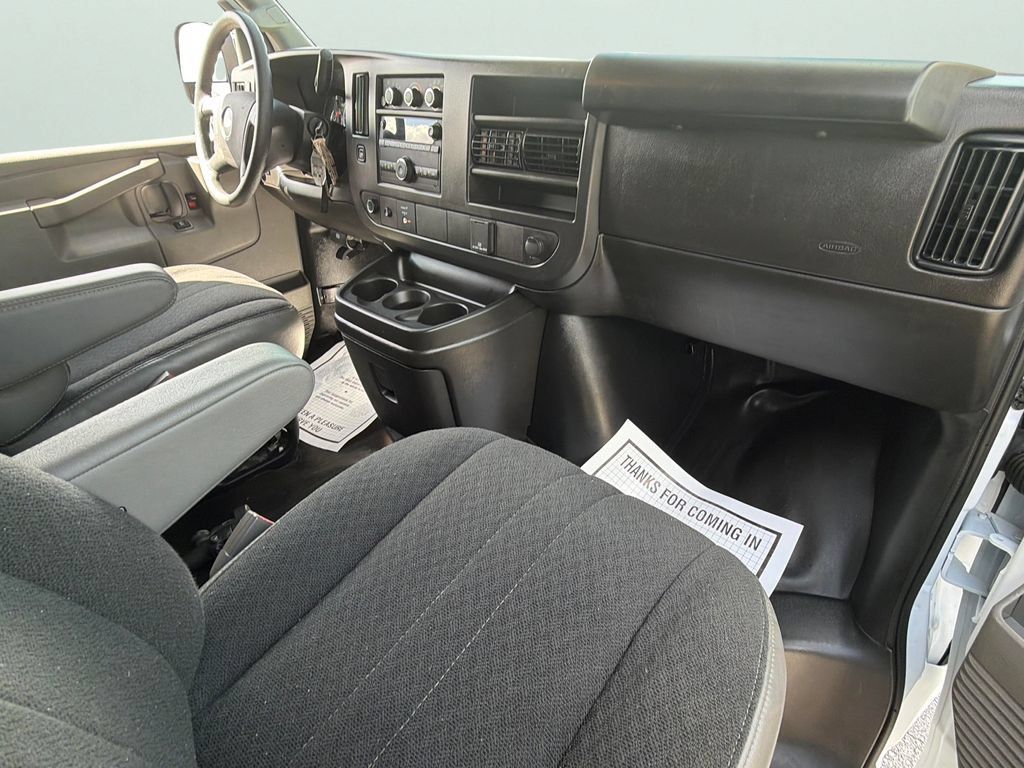 Used 2025 Chevrolet Express 2500 w/ Driver Convenience Package RWD image 46