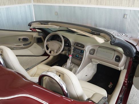Used 2003 Chevrolet Corvette Convertible w/ Preferred Equipment Group1 image 32