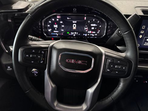 Certified 2025 GMC Sierra 1500 SLT AWD/4WD image 14