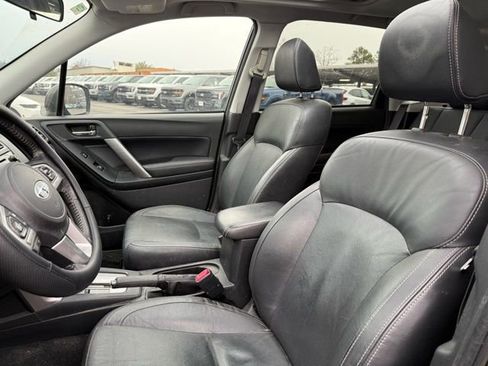 Used 2017 Subaru Forester 2.5i Limited image 9