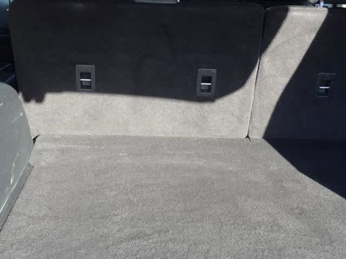 Used 2020 Ford Edge Titanium image 9