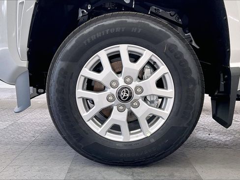 New 2026 Toyota Tacoma SR5 AWD/4WD image 14