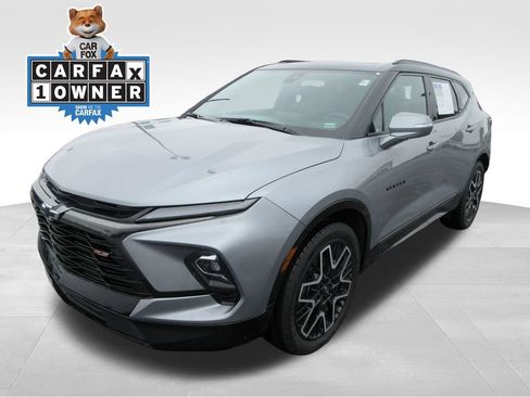 Certified 2023 Chevrolet Blazer RS w/ Driver Confidence II Package FWD image 1