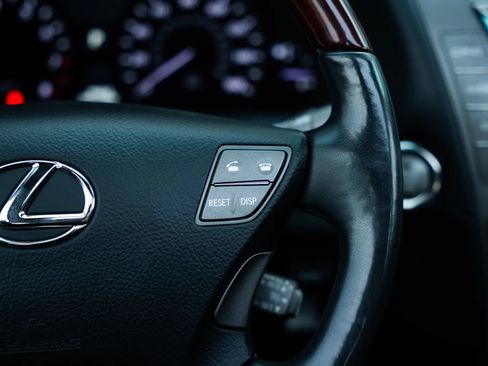 Used 2008 Lexus LS 460 RWD image 42