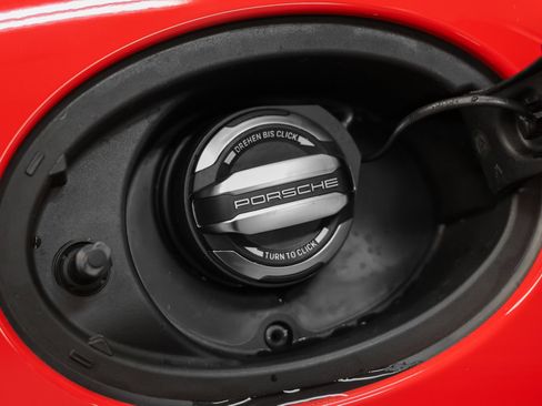 Used 2025 Porsche 911 Carrera image 16