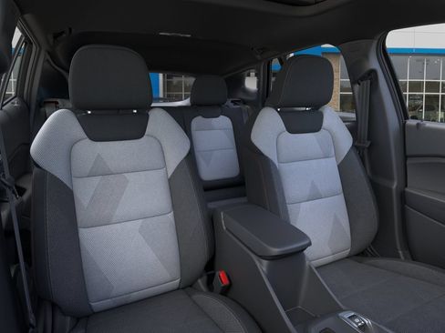 New 2026 Chevrolet Trax RS w/ Sunroof Package FWD image 16
