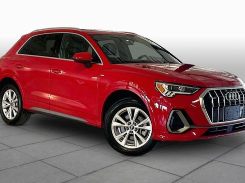 Used 2022 Audi Q3 2.0T Premium Plus AWD/4WD image 2