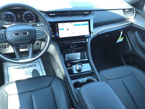 New 2026 Jeep Grand Cherokee L Limited AWD/4WD image 27