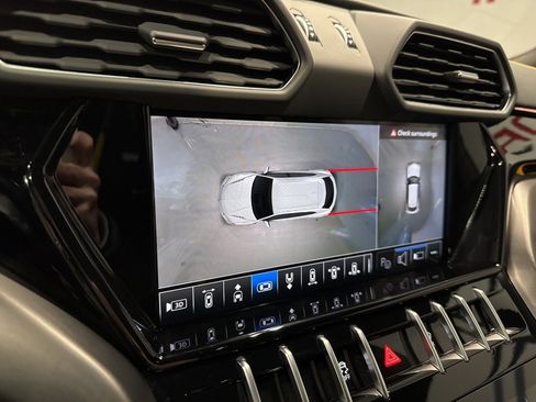 Used 2024 Lamborghini Urus S image 40