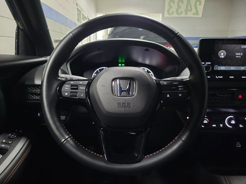 Used 2025 Honda HR-V Sport image 23