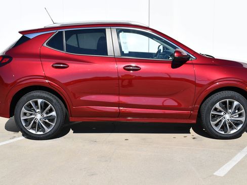Used 2023 Buick Encore GX Select w/ Sport Touring Package image 6