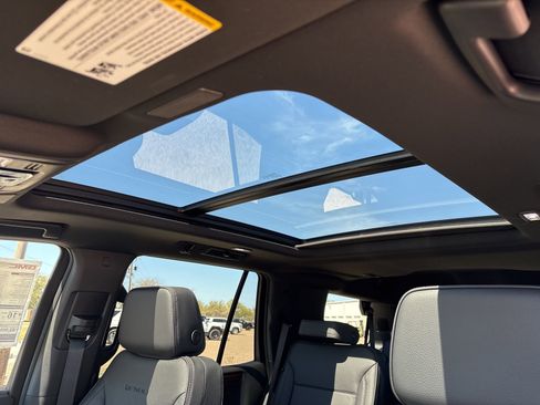 New 2026 GMC Yukon Denali w/ Sun & Power Step Package image 11