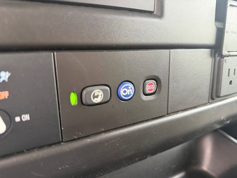 Used 2023 Chevrolet Express 3500 LS RWD image 24