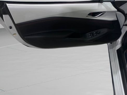 Used 2016 MAZDA MX-5 Miata Grand Touring RWD image 10