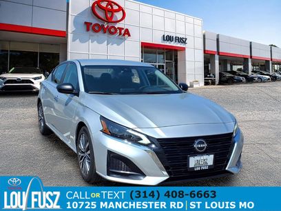 Used 2025 Nissan Altima 2.5 SV
