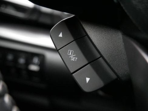 Certified 2024 Subaru Forester Premium AWD/4WD image 30