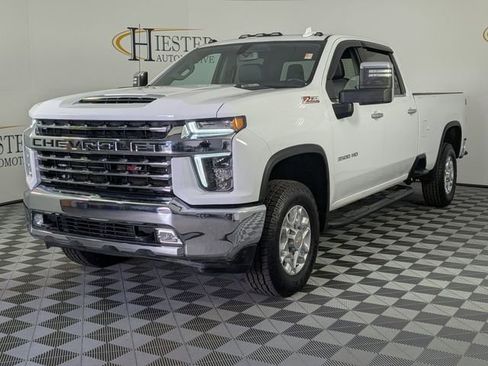 Used 2022 Chevrolet Silverado 3500 LTZ w/ Z71 Off-Road Package image 4